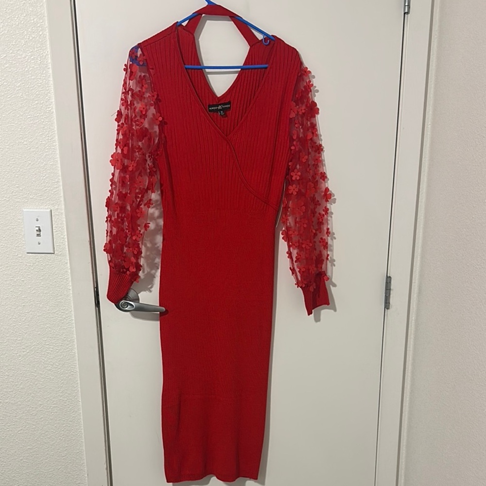 Almost Famous Red Sheath Dress with Long Bishop Sleeves for Cocktail